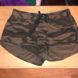 🌳Comfy Camo Shorts🌳